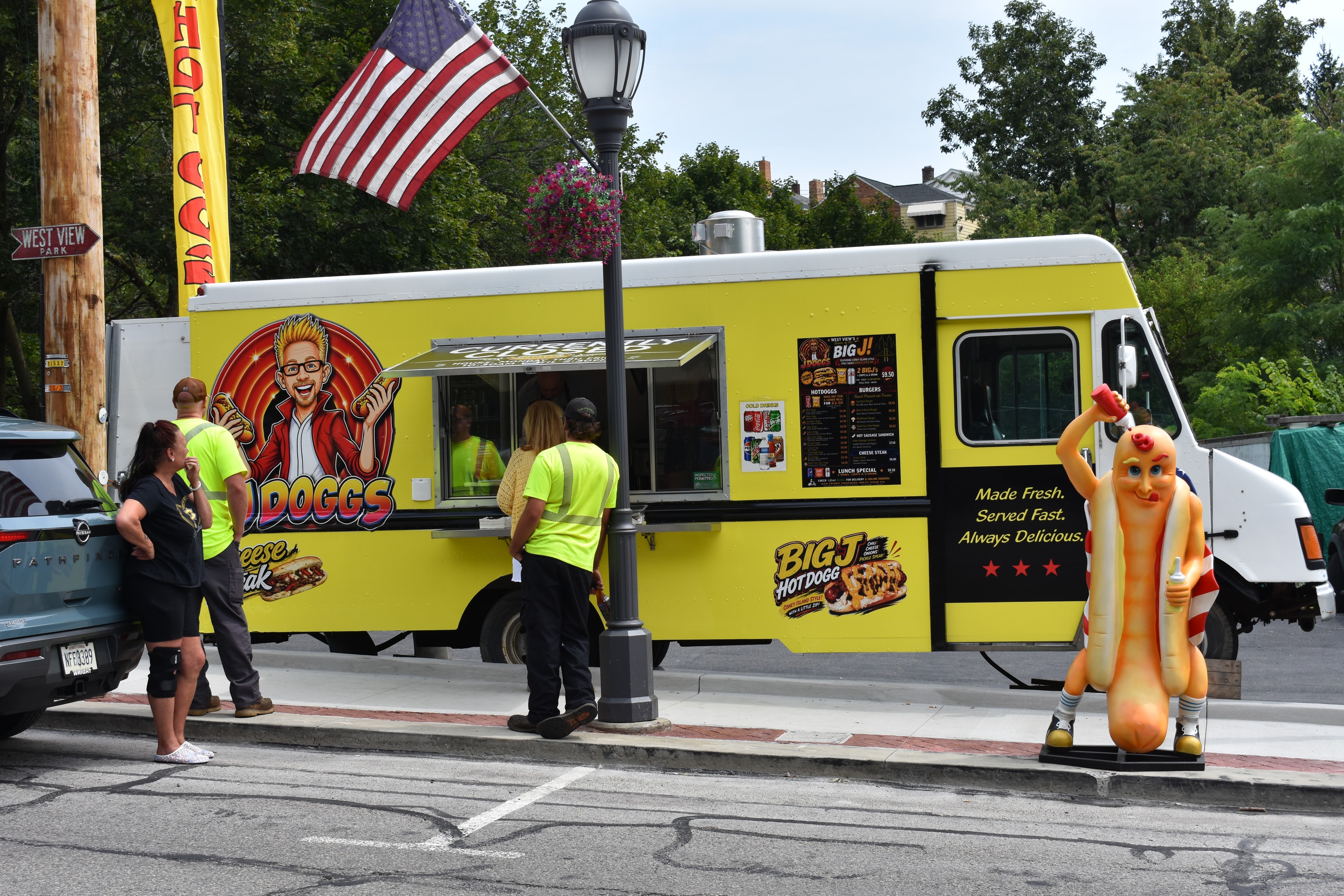 JDOGGS food truck